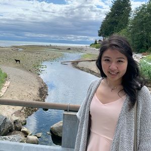 Meet your Posher, Ellie